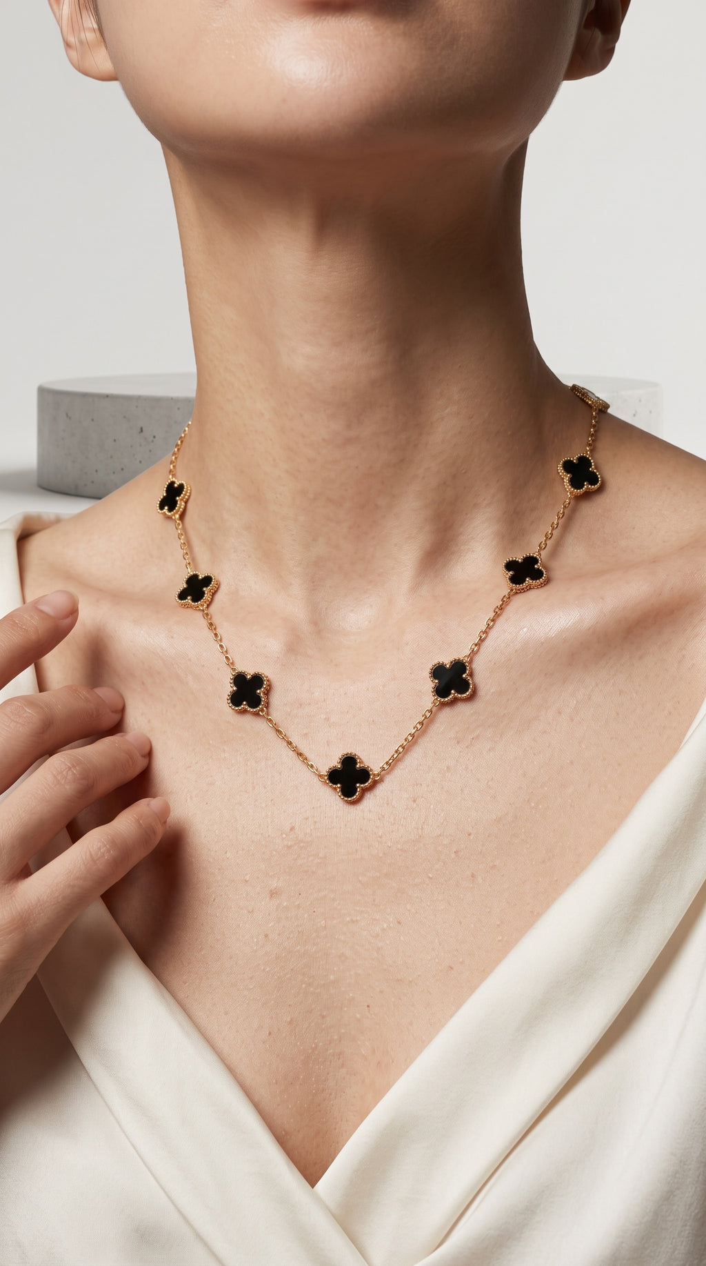 Dyed Black Leaf Necklace for Women